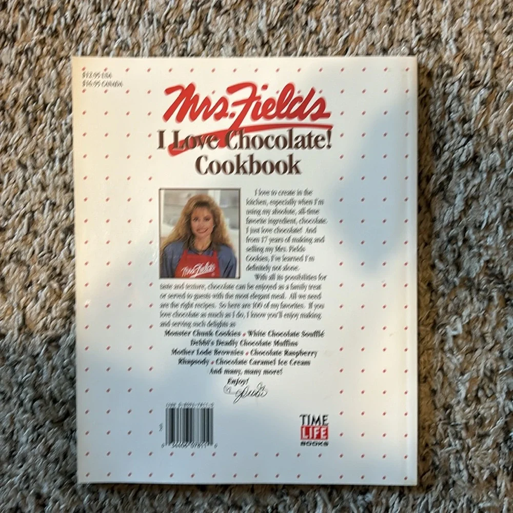 Mrs. Fields I Love Chocolate Cookbook